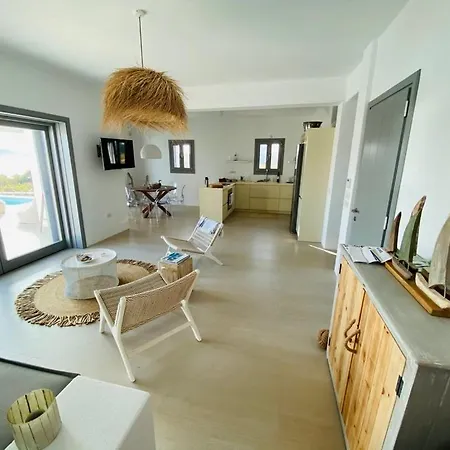 Dreamy Sunset A Few Steps From The Villa